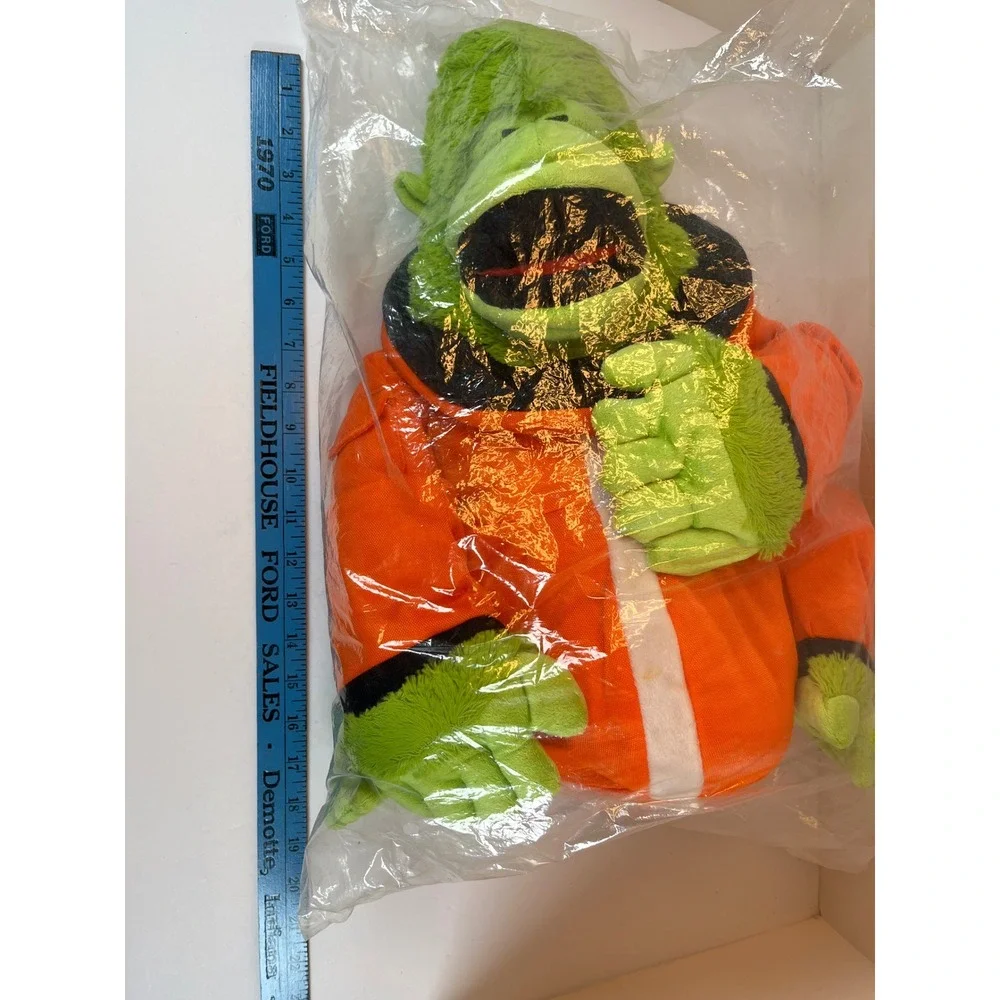 Galileo the Gorilla Puppet Green Orange 19